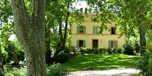 chateau-mentone-facade-2